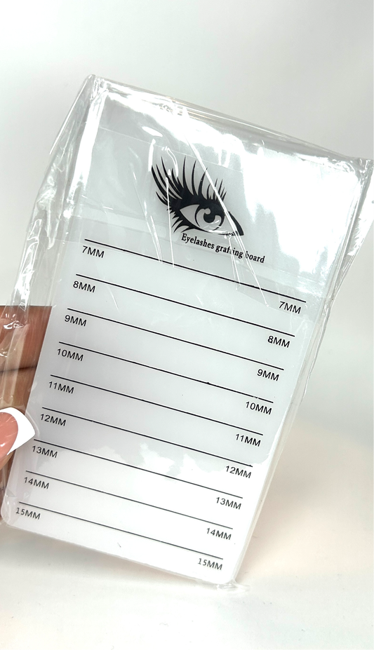 White lash pallet